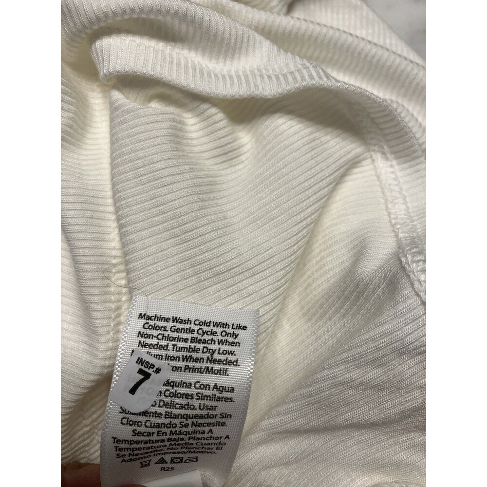 NWT Time & Tru Womens Ribbed Turtleneck Tee White Size Small - Picture 5 of 6